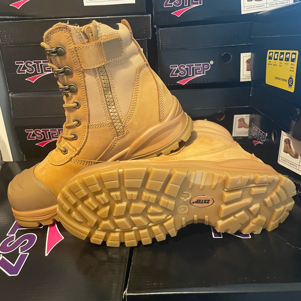 Men’s boots  for work with steel toe lightweight leather boots